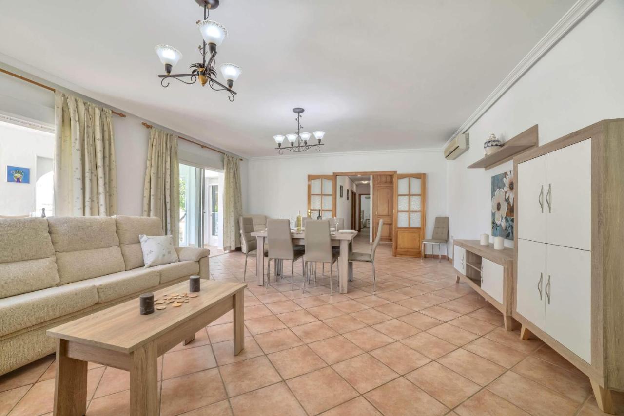 Villa Alaska - Plusholidays Кальпе Экстерьер фото
